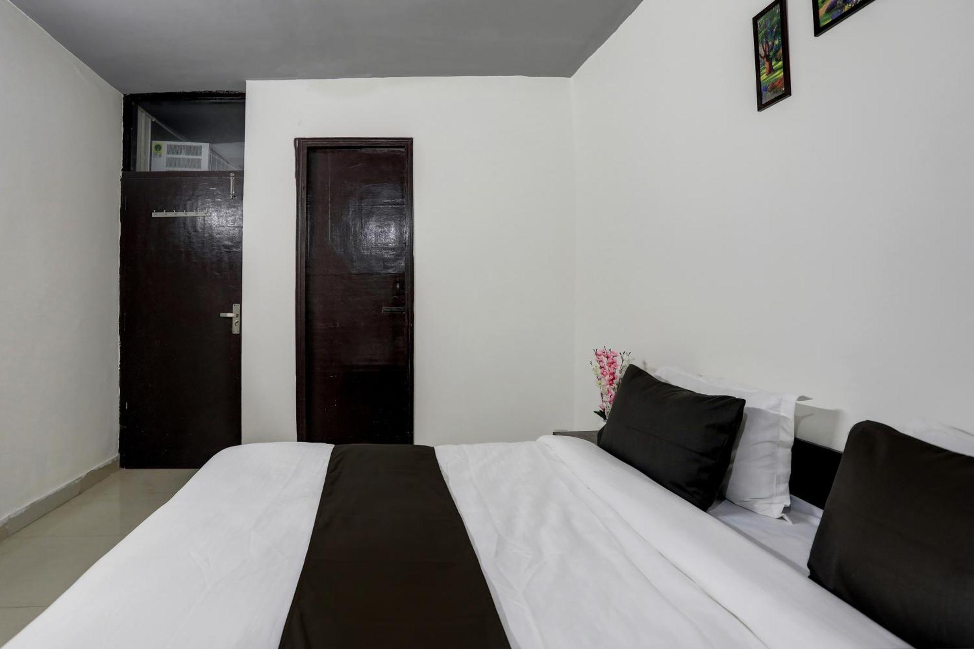 Hotel O The Royal Villa Nowe Delhi Zewnętrze zdjęcie